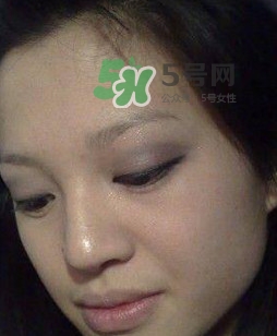 煙熏妝是什么意思？煙熏妝需要什么化妝品