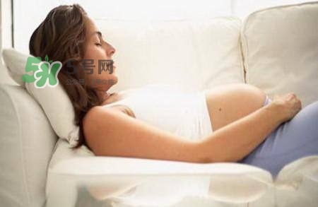 孕婦坐飛機(jī)安檢怎么過(guò)？孕婦坐飛機(jī)需要什么手續(xù)？