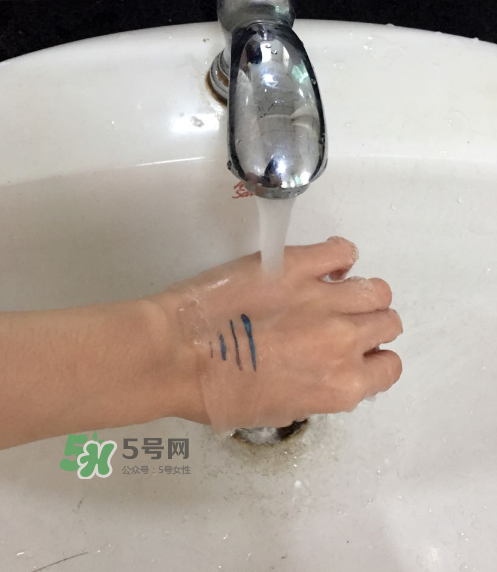 蜜絲佛陀亮彩速干眼線液怎么樣？蜜絲佛陀亮彩速干眼線液好用嗎？