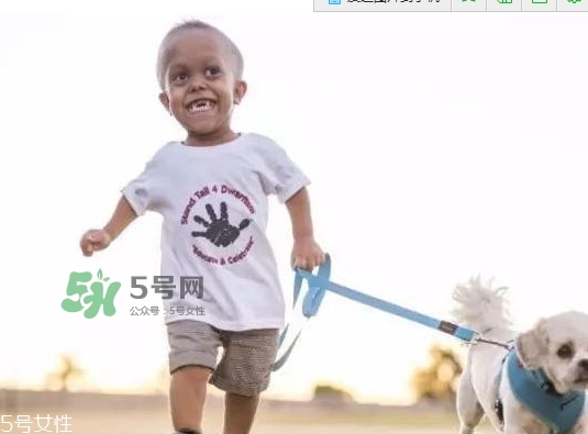 侏儒癥遺傳嗎？侏儒癥在嬰幼兒期有何表現(xiàn)？