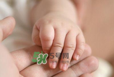 生孩子前要準(zhǔn)備什么？生孩子一般要多久？