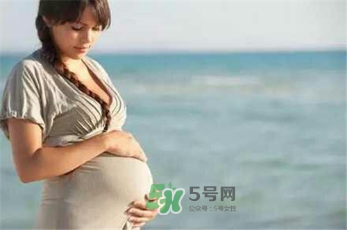 孕晚期還需要補(bǔ)鈣嗎？孕晚期補(bǔ)鈣吃什么好？