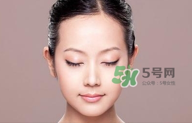 油性皮膚可以用橄欖油嗎？橄欖油擦臉有什么好處？