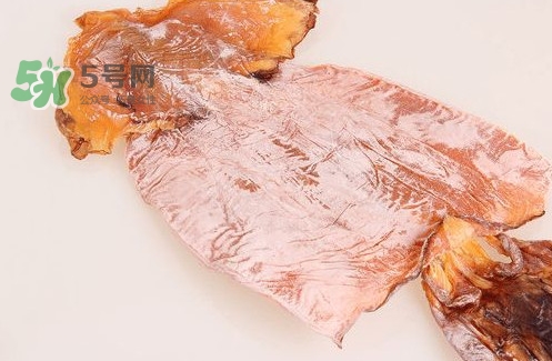 魷魚干能帶上飛機(jī)嗎？魷魚干可以放冰箱嗎