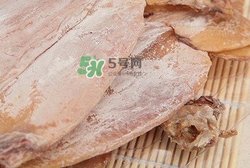 魷魚干能帶上飛機(jī)嗎？魷魚干可以放冰箱嗎