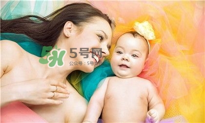 產(chǎn)后掉頭發(fā)很厲害怎么辦？產(chǎn)后掉頭發(fā)吃什么好？