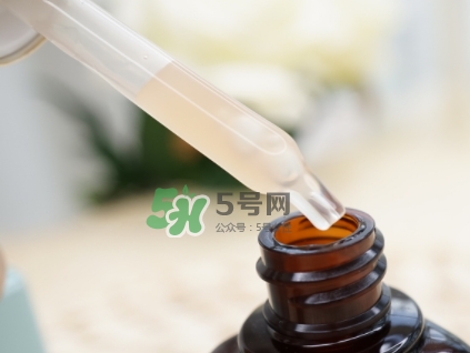 小棕瓶和紅腰子哪個好？小棕瓶和紅腰子對比