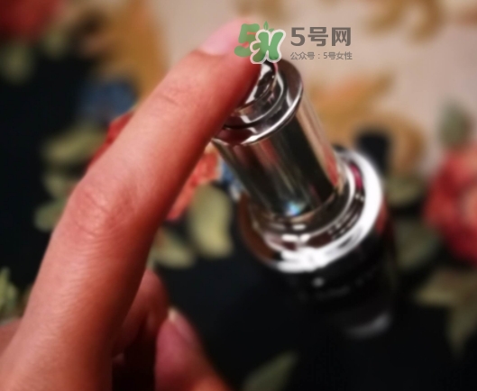 小黑瓶和紅腰子哪個好？小黑瓶和紅腰子哪個先用