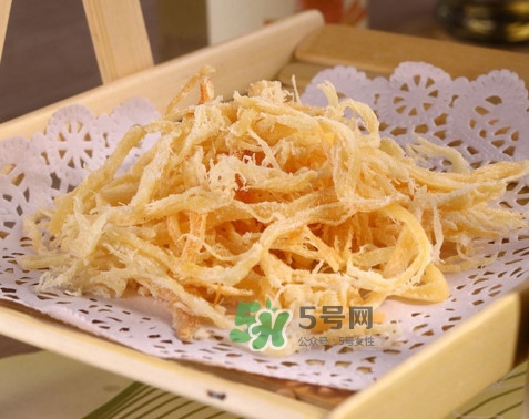 魷魚絲一次吃多少合適？魷魚絲吃多了會(huì)怎么樣