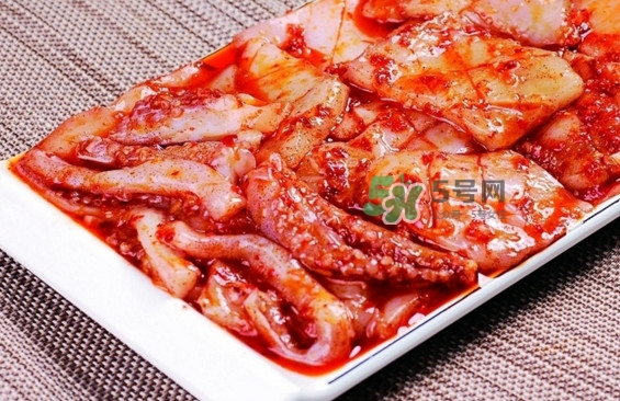 魷魚(yú)要焯水嗎？魷魚(yú)怎樣焯水
