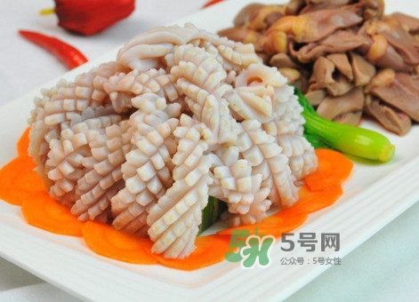 焯魷魚(yú)是冷水還是開(kāi)水？魷魚(yú)為什么要焯水