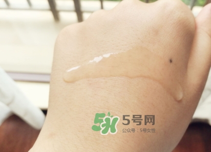 資生堂紅色蜜露搭配什么乳液？紅色蜜露搭配什么使用