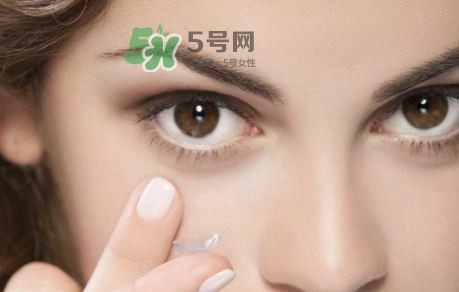 配個(gè)隱形眼鏡多少錢(qián)？隱形眼鏡日拋多少錢(qián)