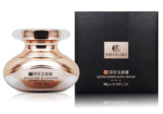 夢詩麗天璽瓊珍玉顏膏怎么樣？夢詩麗天璽膏有激素嗎？