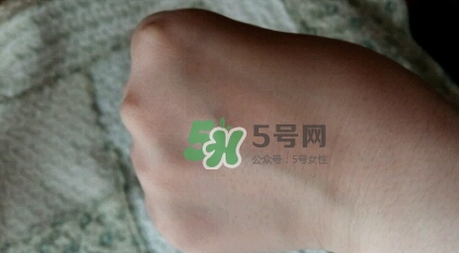 悅木之源菌菇水和健康水哪個好？菌菇水和健康水對比