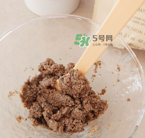 思妍麗雞飼料面膜好用嗎？思妍麗雞飼料面膜一周用幾次？