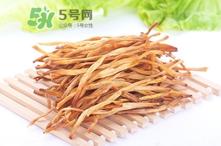 新鮮黃花菜怎么吃？新鮮黃花菜怎么做好吃