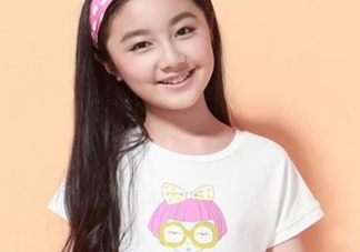 14歲女生胸部變大是正常的嗎？14歲女生的胸多大正常？