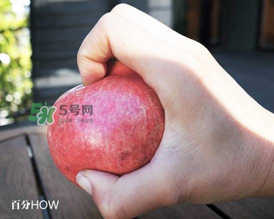 石榴怎么剝方便？怎么快速剝石榴？
