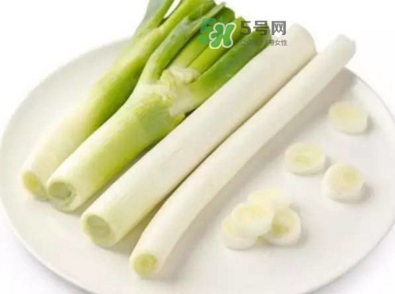 大蔥怎么去除農(nóng)藥殘留？大蔥怎么清洗干凈