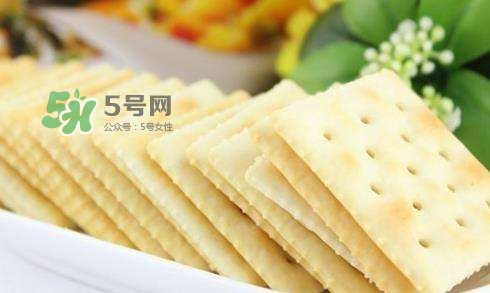 孕婦能吃蘇打餅干嗎？孕婦吃蘇打餅干好嗎？