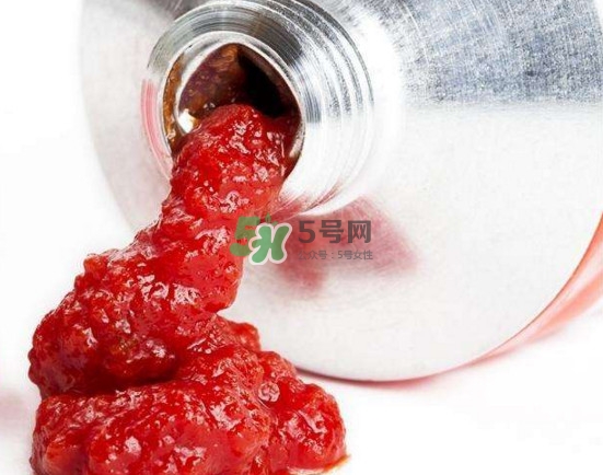 衣服上的番茄醬怎么洗掉？番茄醬如何洗掉
