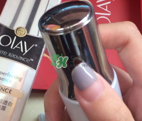 olay小白瓶會長毛嗎？olay小白瓶長黑毛是怎么回事？