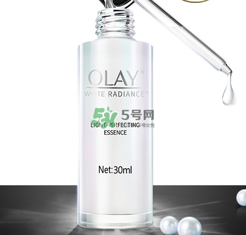 olay小白瓶和樂敦cc美容液哪個好？olay小白瓶和樂敦cc順序