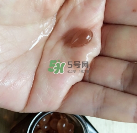 雅詩(shī)蘭黛小棕瓶膠囊多少錢？小棕瓶安瓶膠囊專柜價(jià)格