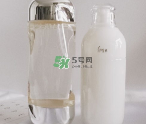ipsa流金水是玻璃瓶嗎？流金水是塑料的嗎