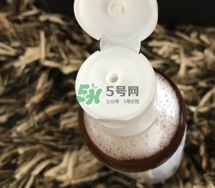 科顏氏金盞花水和黛珂紫蘇水哪個好？金盞花和紫蘇水對比