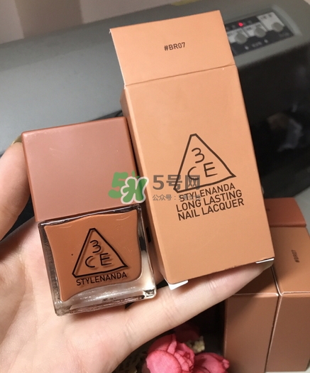小編推薦秋冬必敗土色指彩！摩登先生、3CE都榜上有名