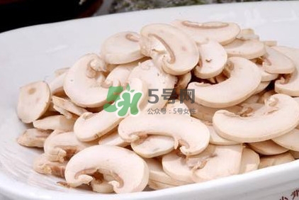新鮮白蘑菇怎么做好吃？白蘑菇有什么好處
