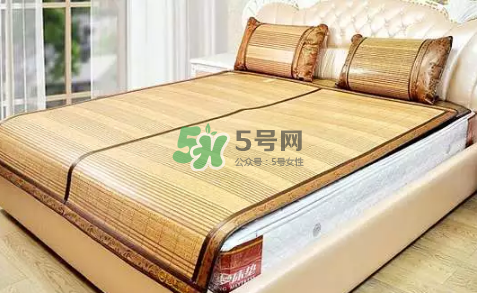 孕婦睡涼席可以嗎？孕婦睡涼席對胎兒有影響嗎？