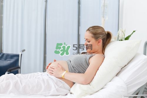 孕婦左側臥睡不著怎么辦？孕期左側睡不舒服怎么辦？