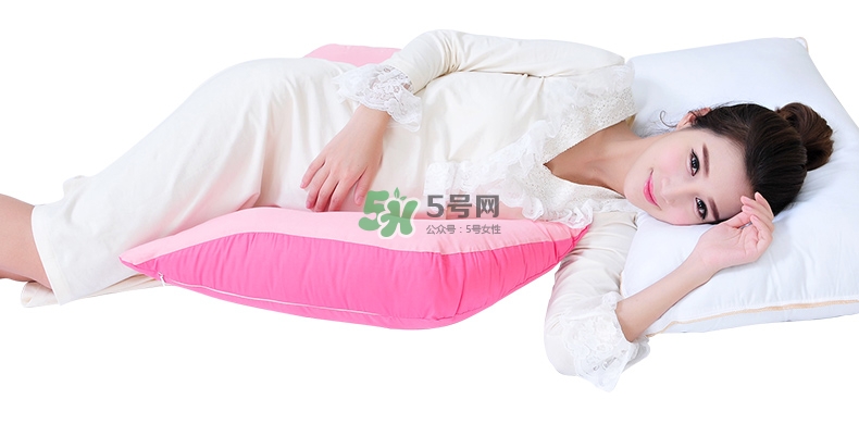 孕婦左側(cè)臥怎么睡舒服？孕婦左側(cè)臥位