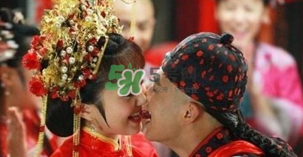 古代鬧洞房都是怎么鬧的？鬧洞房的習(xí)俗是怎么來的？