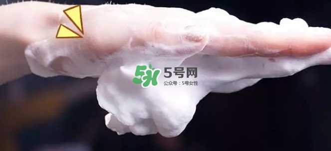 資深堂UNO男士洗面奶怎么樣？資生堂男士洗面奶成分