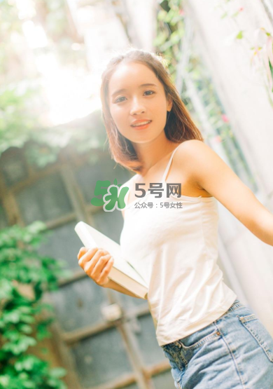 女金膠囊經(jīng)期可以吃嗎？女金膠囊什么時(shí)候吃最好？