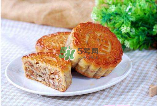 五仁月餅里的紅綠絲是什么？五仁月餅里面有什么？