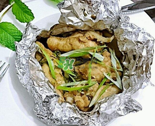 烤餅干可以用錫紙嗎？烤餅干用錫紙還是油紙