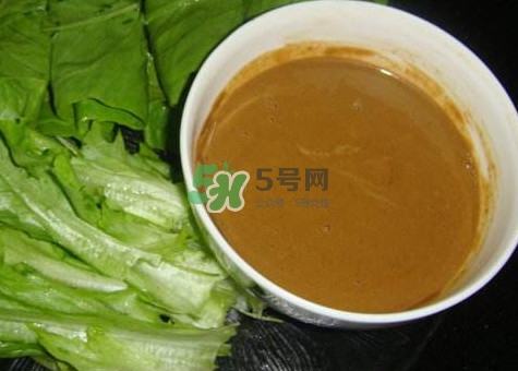 芝麻醬一天吃多少合適？芝麻醬干了怎么稀釋
