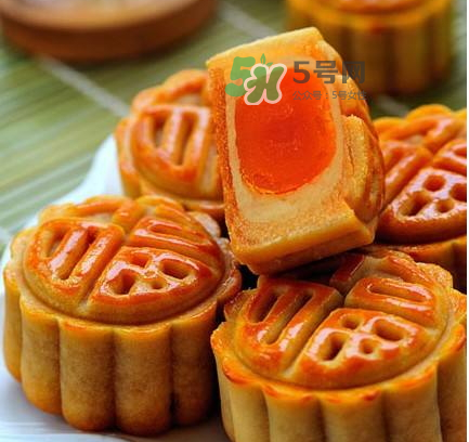 月餅轉(zhuǎn)化糖漿可以用蜂蜜代替嗎？月餅轉(zhuǎn)化糖漿可以用什么代替？