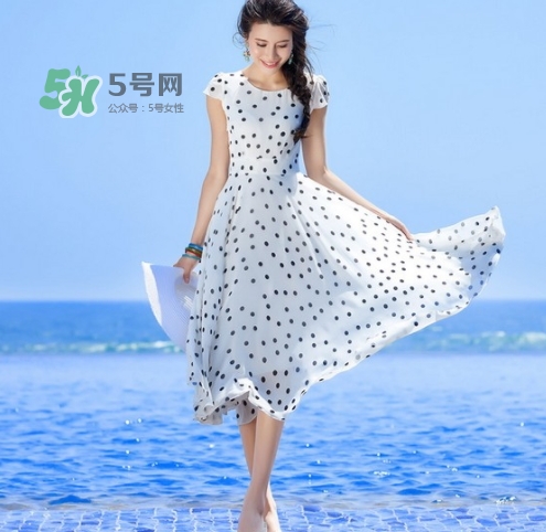 十月份去三亞穿什么衣服？10月份去三亞穿衣搭配