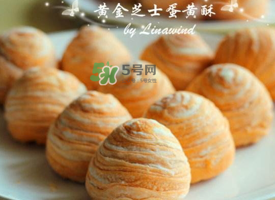 蛋黃酥為什么會(huì)破皮？蛋黃酥破皮的原因