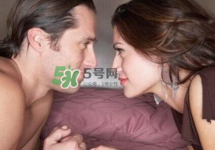 男人出軌前有什么征兆？為什么男人更容易出軌？