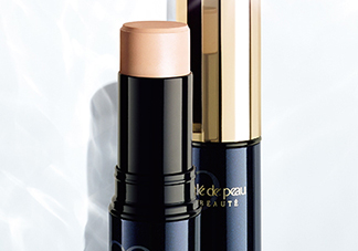 cpb光潤粉凝膏粉底膏怎么樣？cpb光潤粉底膏粉凝膏好用嗎