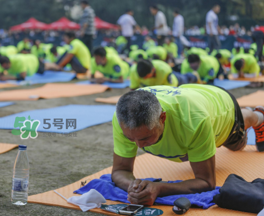 平板支撐會影響長高嗎？做平板支撐會不會長不高？