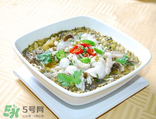 鯉魚可以做酸菜魚嗎？酸菜鯉魚的家常做法