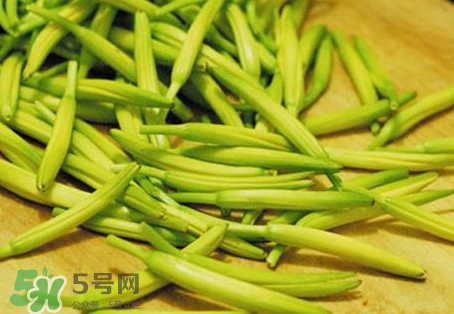 新鮮黃花菜怎么保存？干黃花菜怎么保存